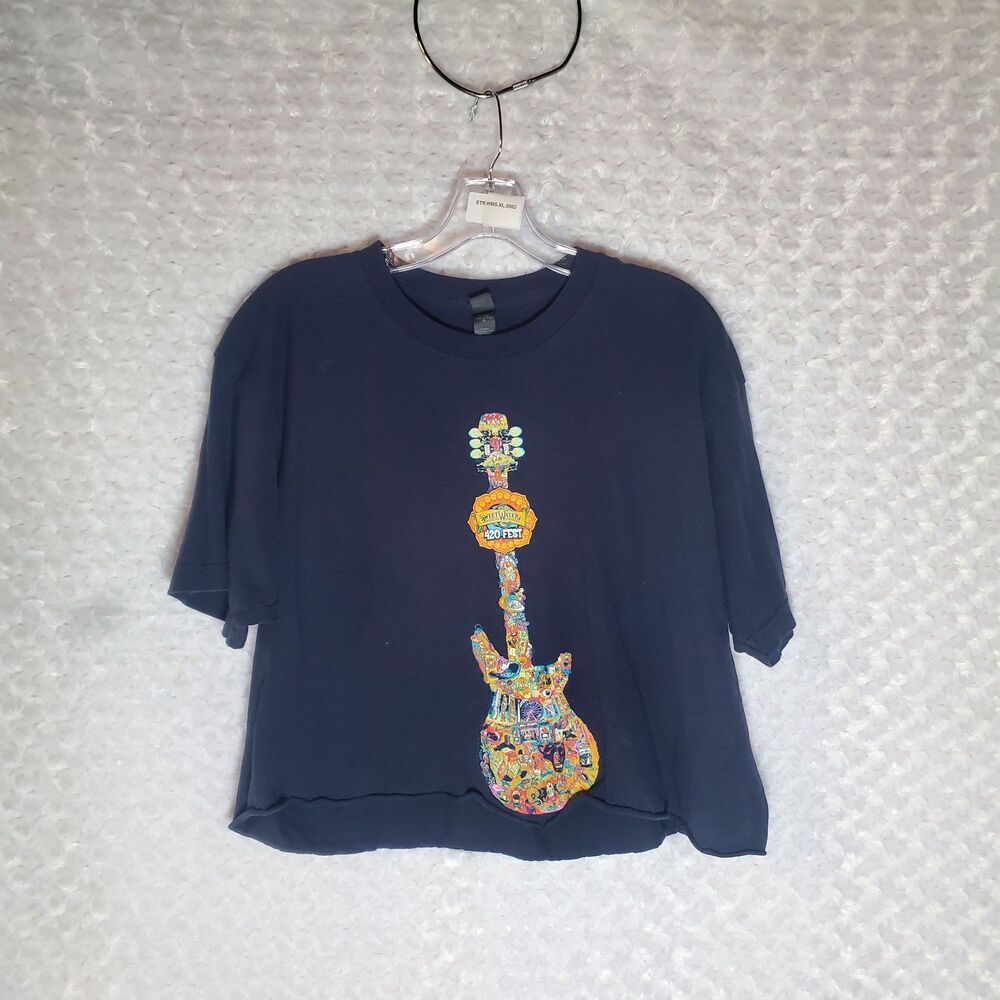 Disney Magical Music "It's A Small World" Youth T-Shirt Size M
